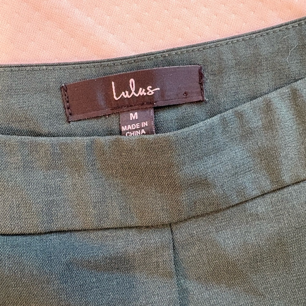 Lulu's Lightweight Green Dress Pants with Size Zipper Size M - Picture 5 of 5